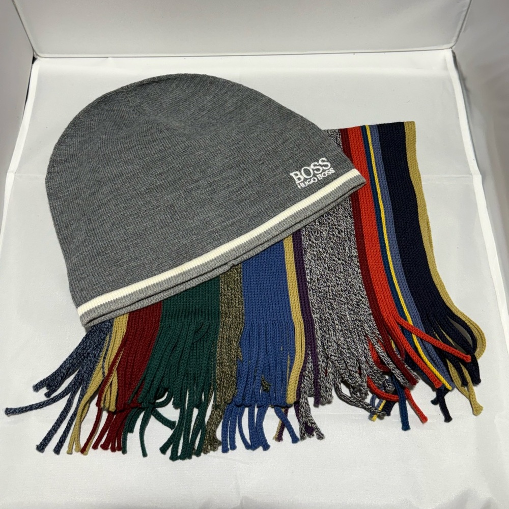 Hugo Boss Gray Knitwear Beanie Cap and Scarf